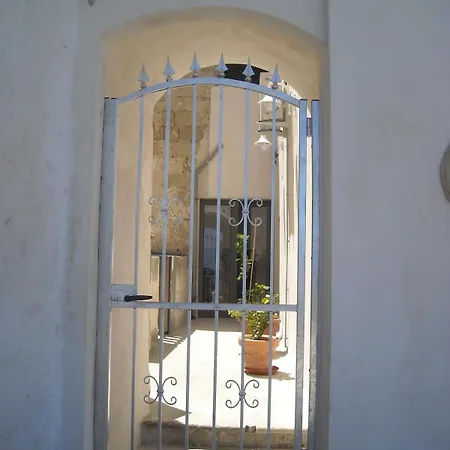 Proprio Sul Mare! بيت للعطل *