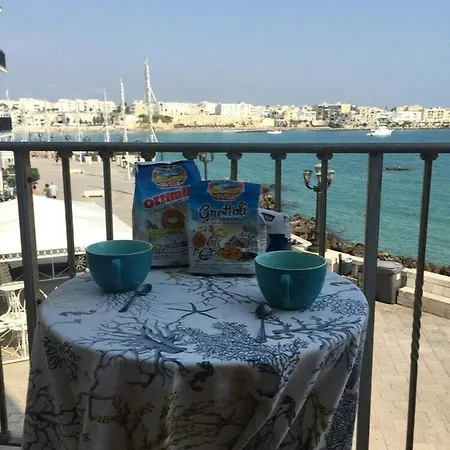 Proprio Sul Mare! * أوترانتو